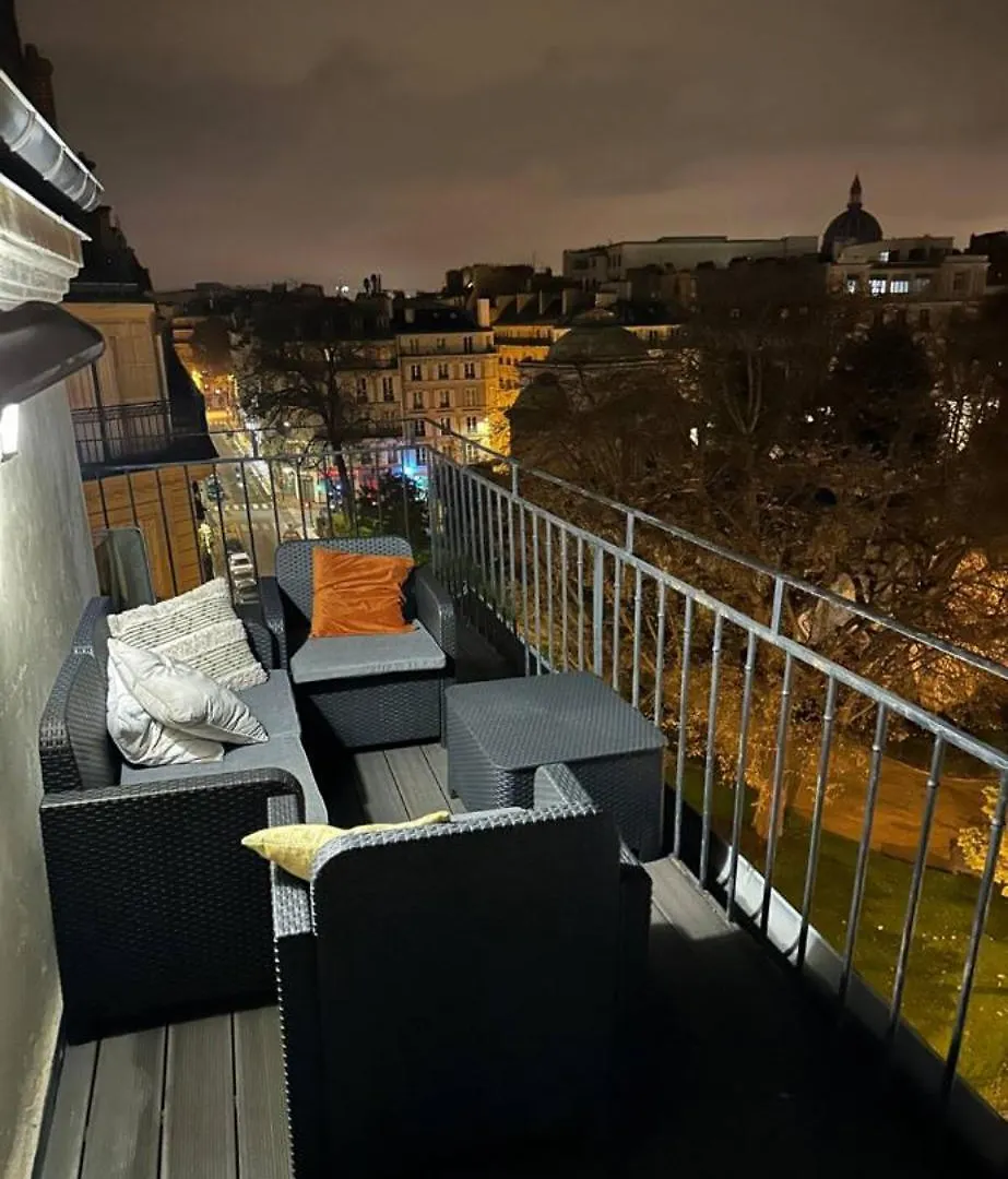 Apartment Cosy Studio Paris 8 Avec Terrasse France
